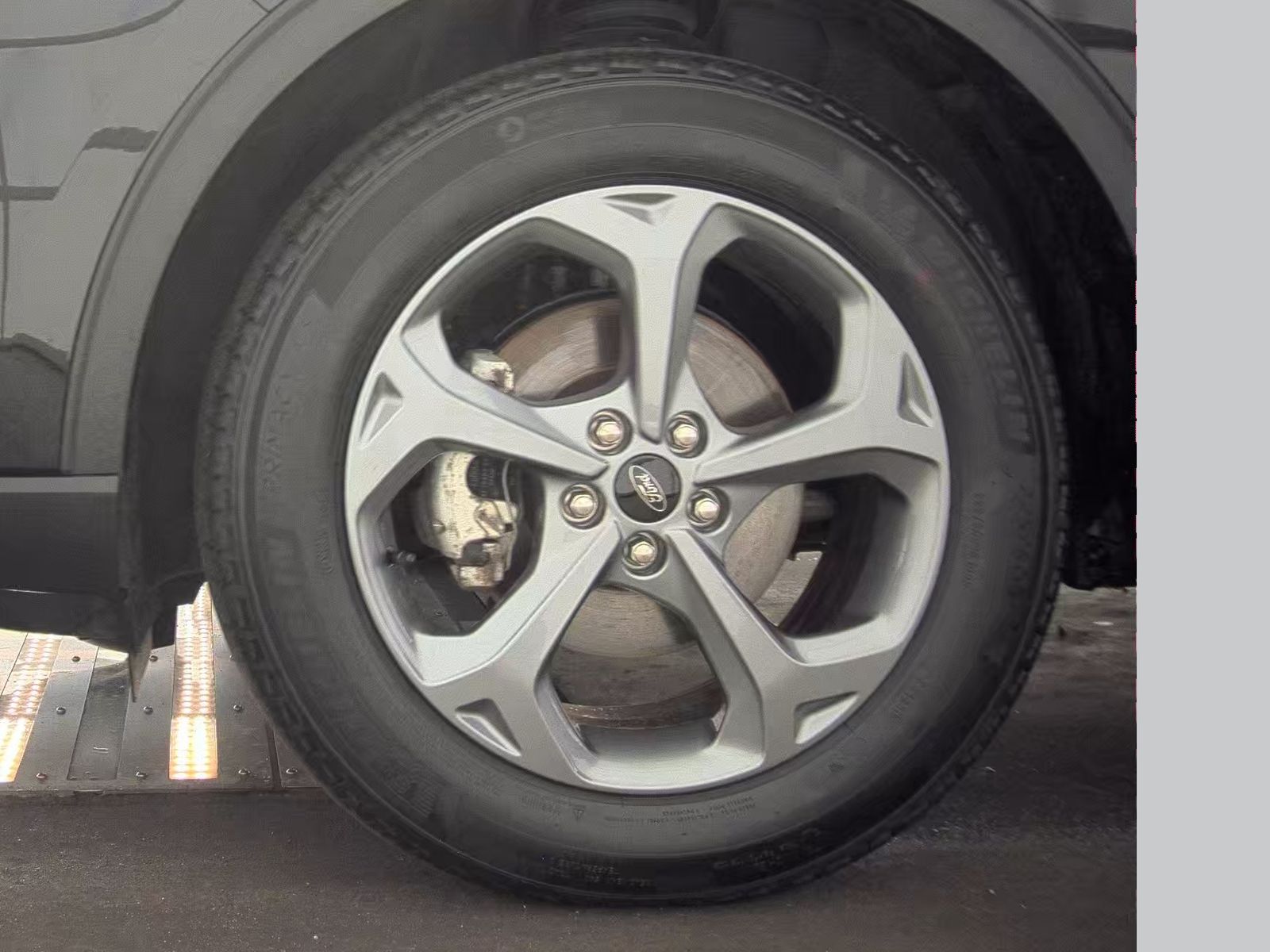 FORD ESCAPE - 10