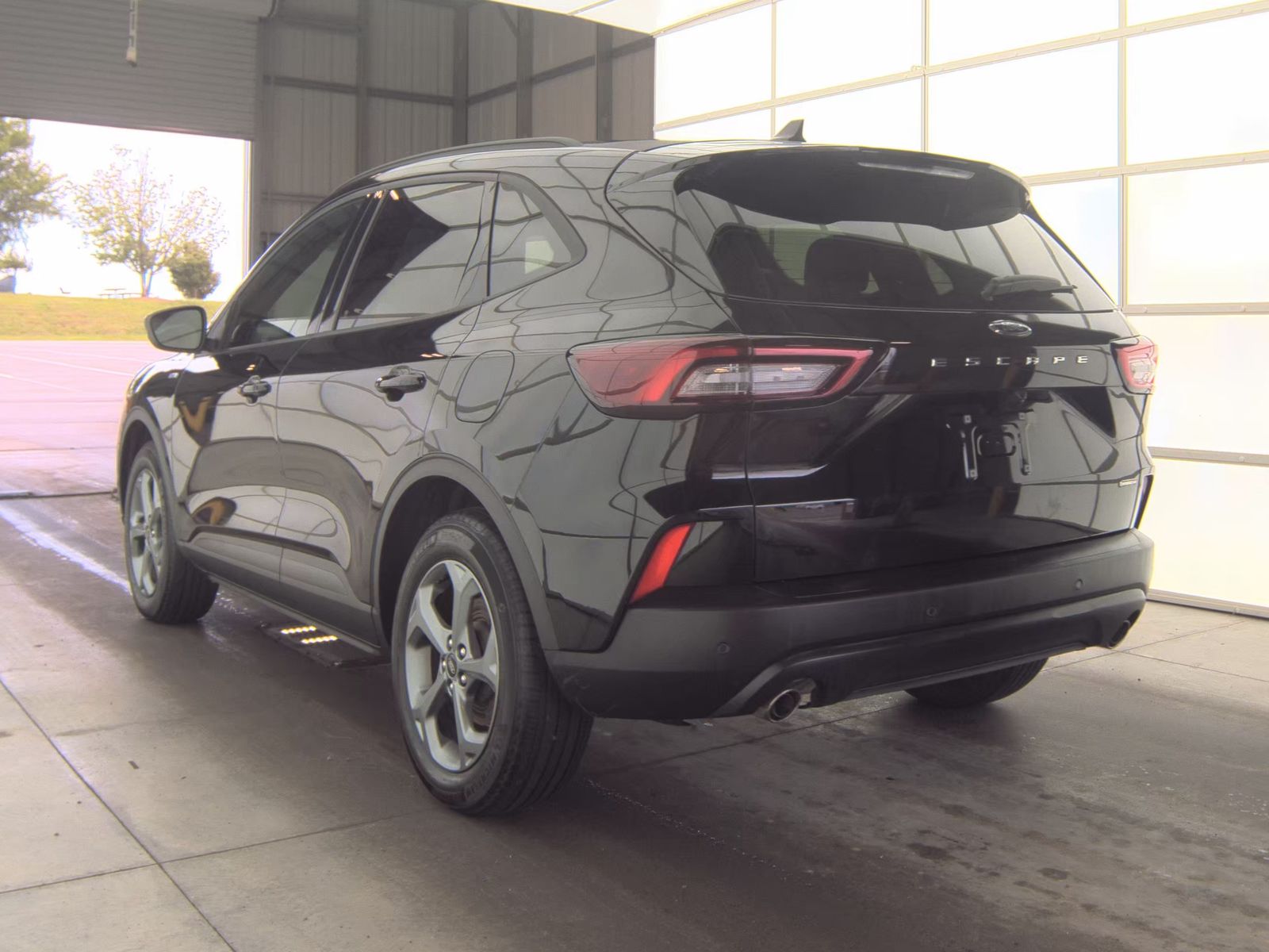 FORD ESCAPE - 9