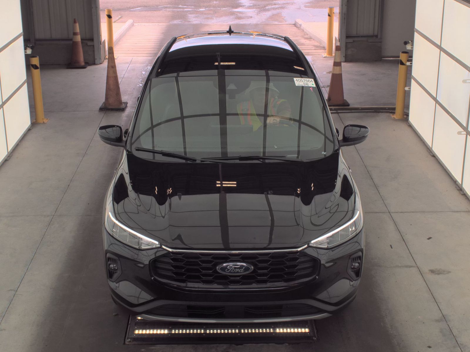FORD ESCAPE - 3