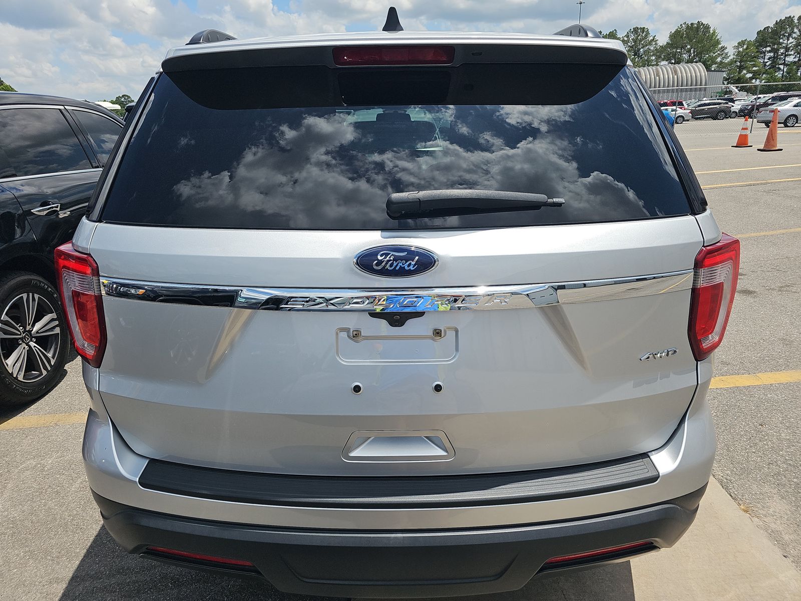 FORD EXPLORER - 6
