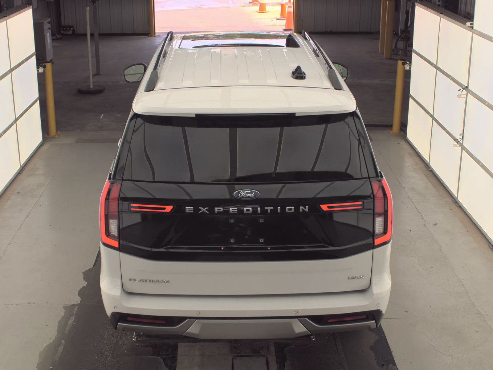 FORD EXPEDITION MAX - 7