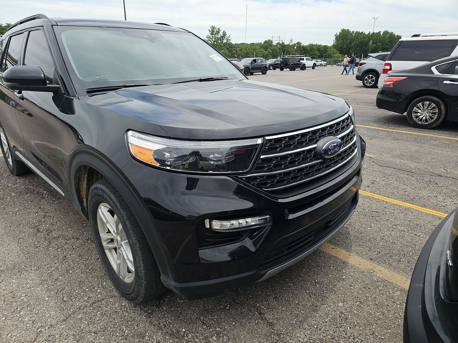 FORD EXPLORER - 3