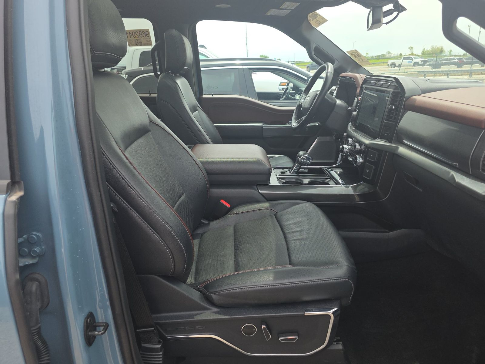 2023 Ford F-150 Lariat AWD