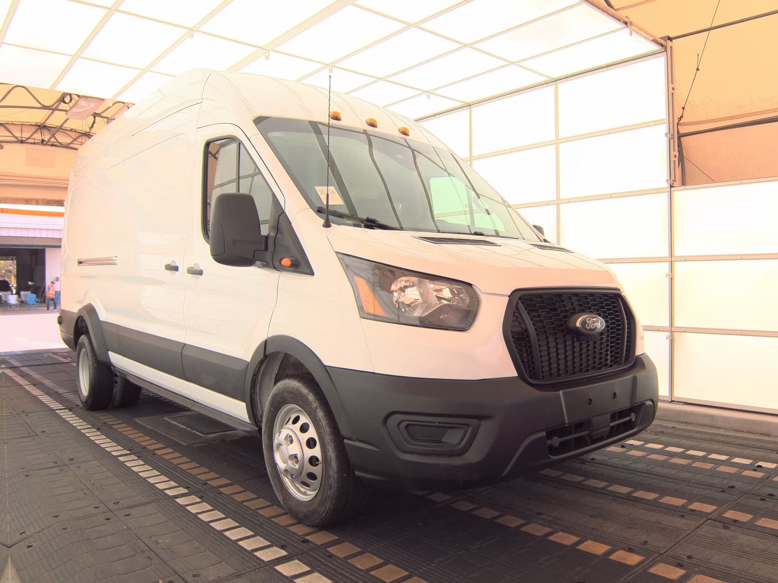 FORD TRANSIT 350 - 5