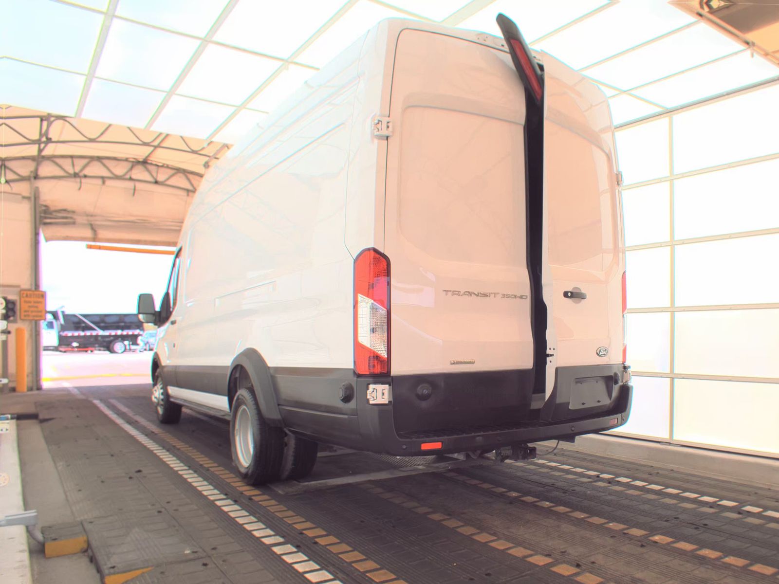 FORD TRANSIT 350 - 9