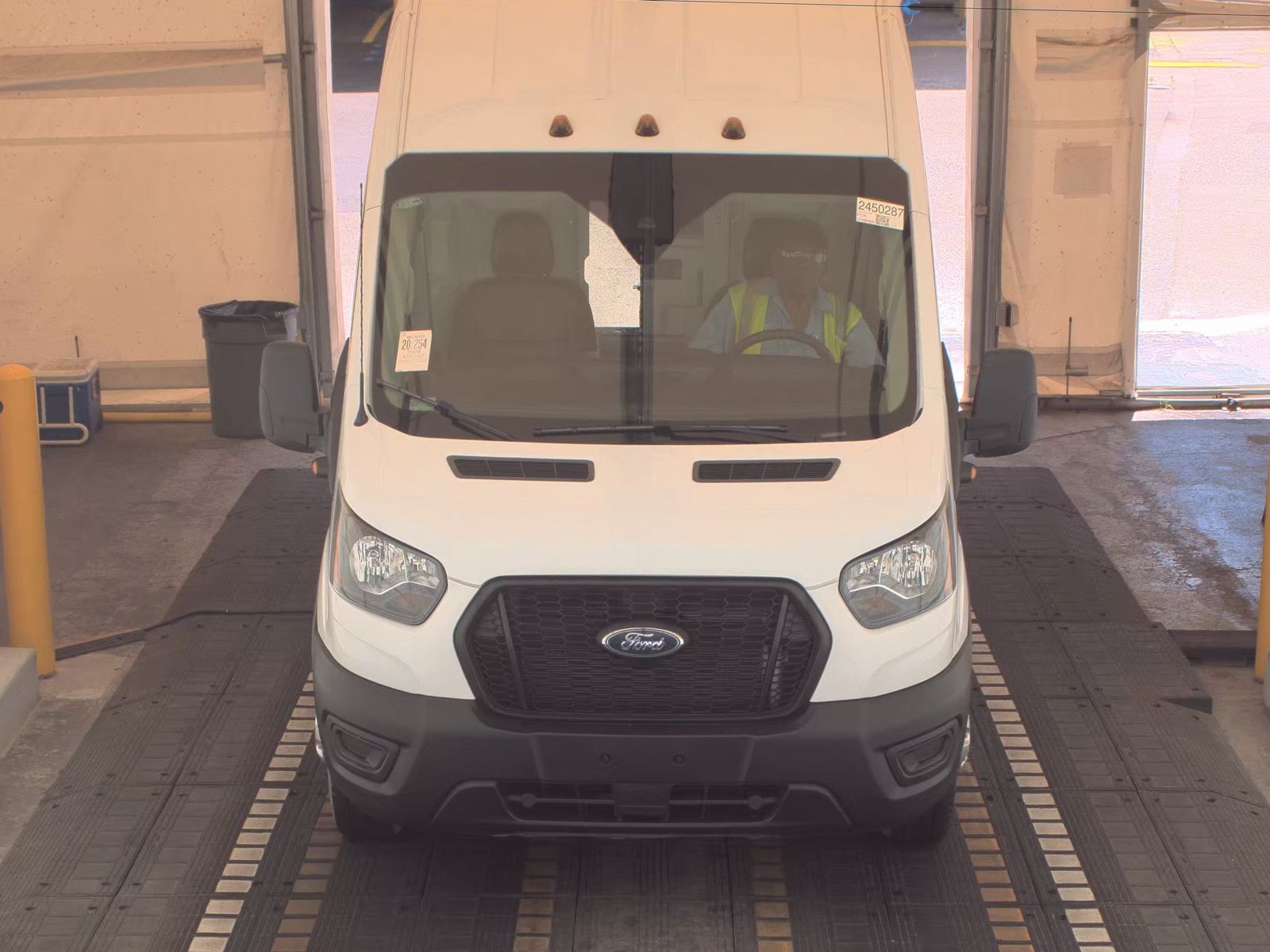 FORD TRANSIT 350 - 3