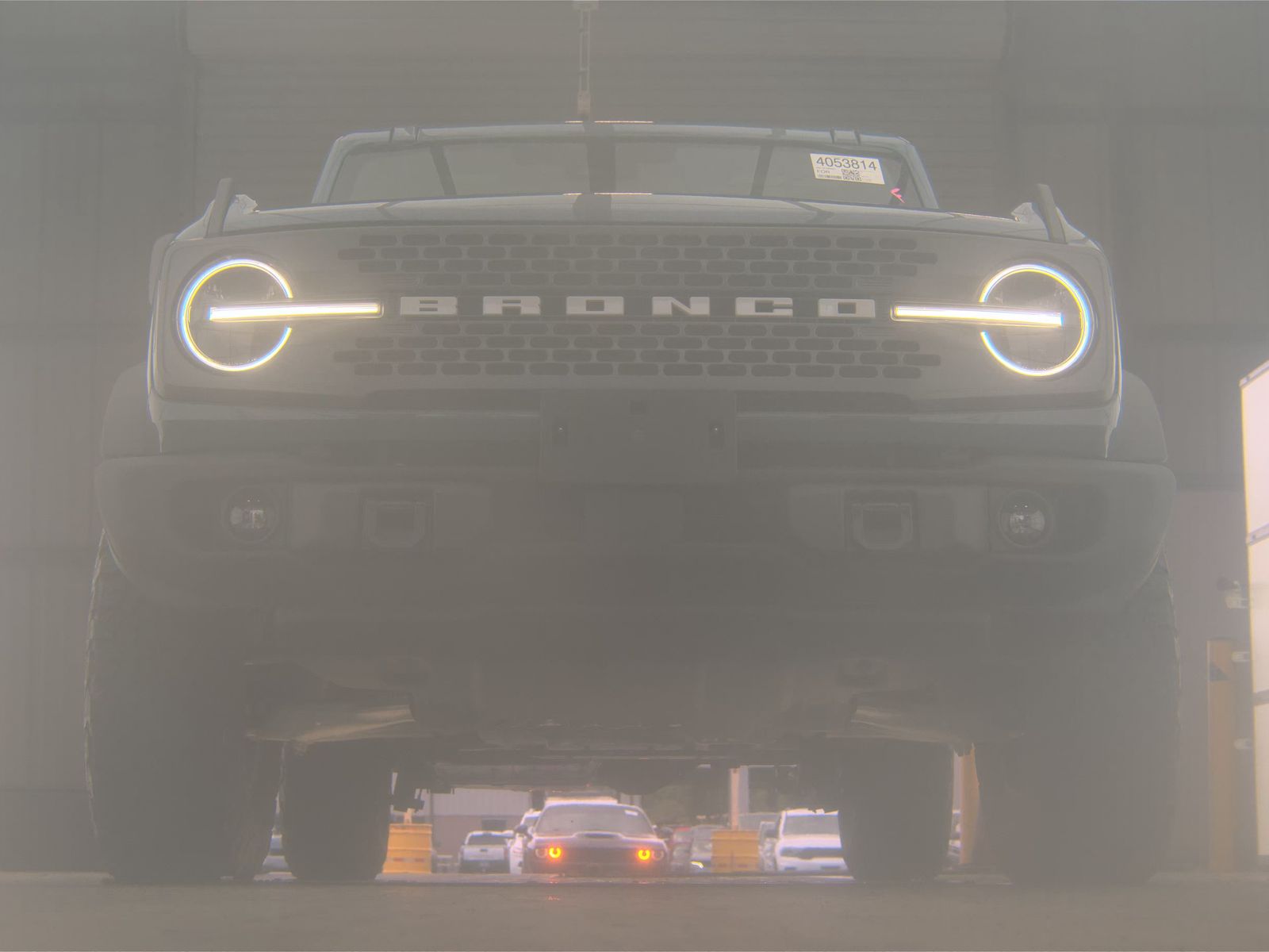 FORD BRONCO - 4