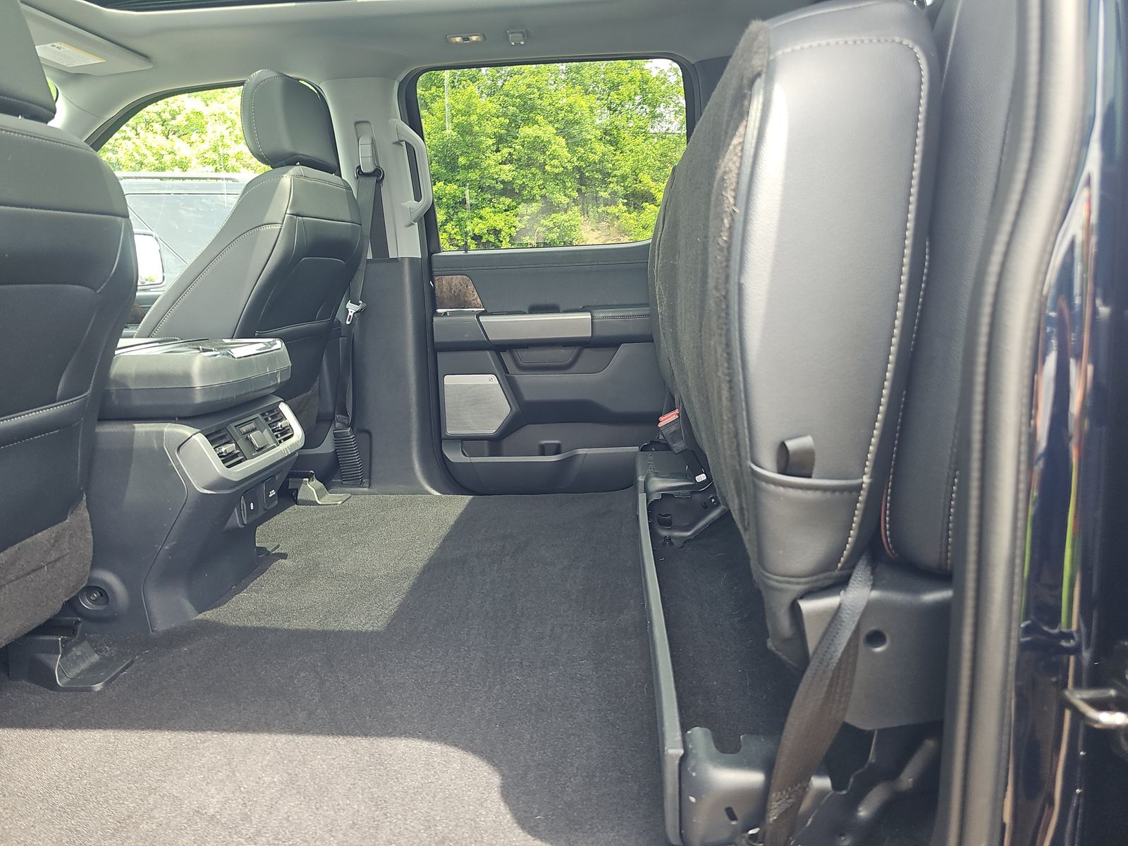 2023 Ford F-150 Lariat AWD