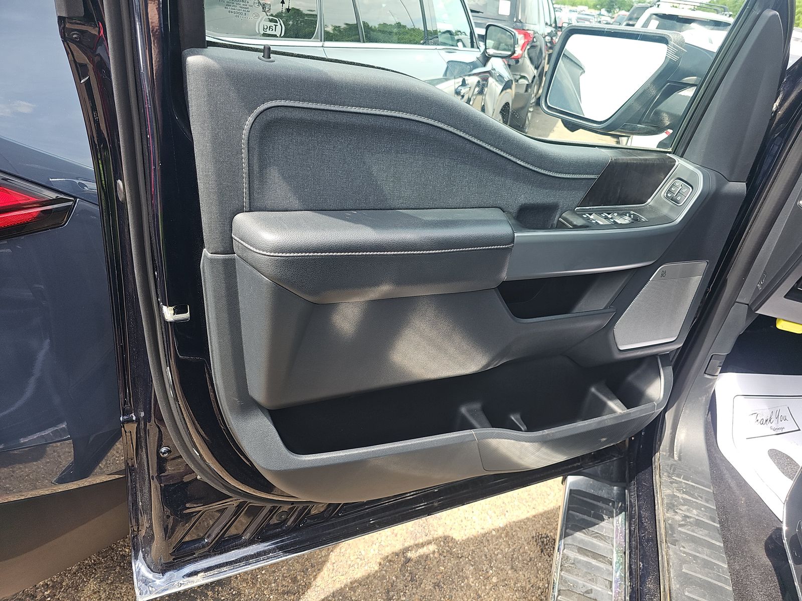 2023 Ford F-150 Lariat AWD