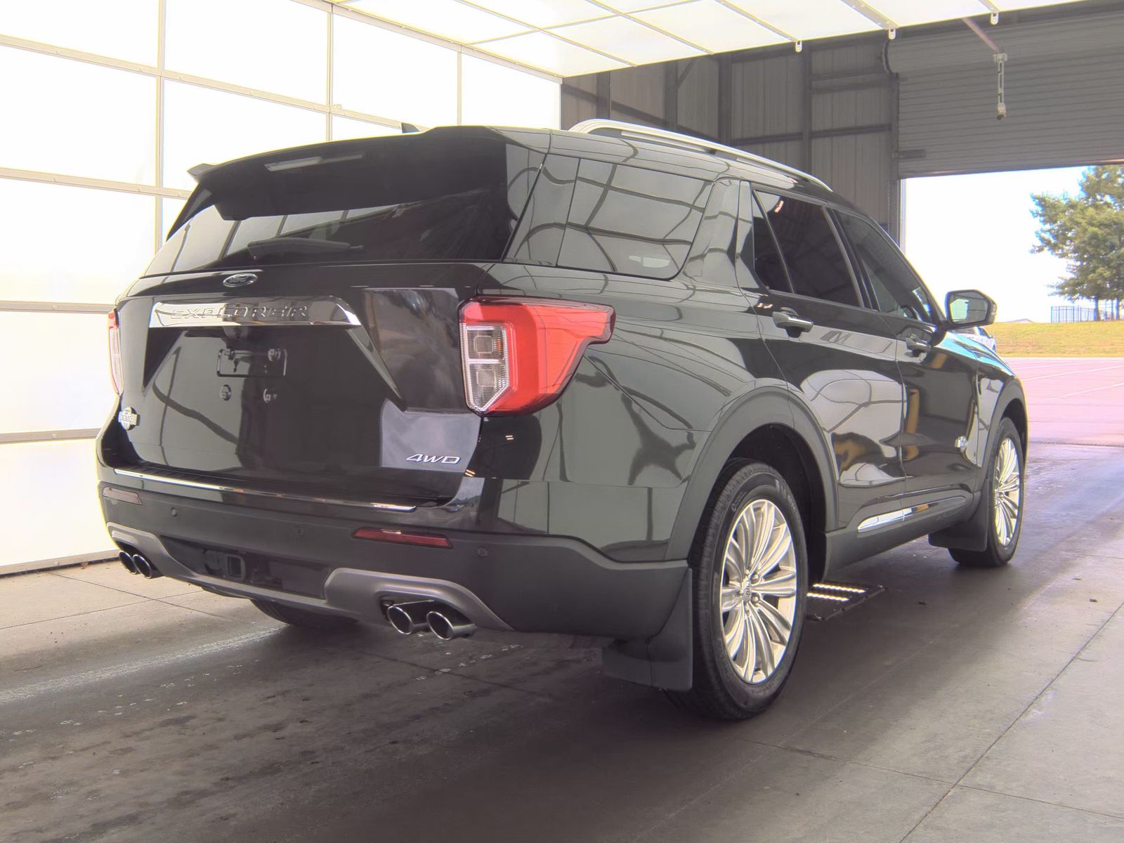 FORD EXPLORER - 6