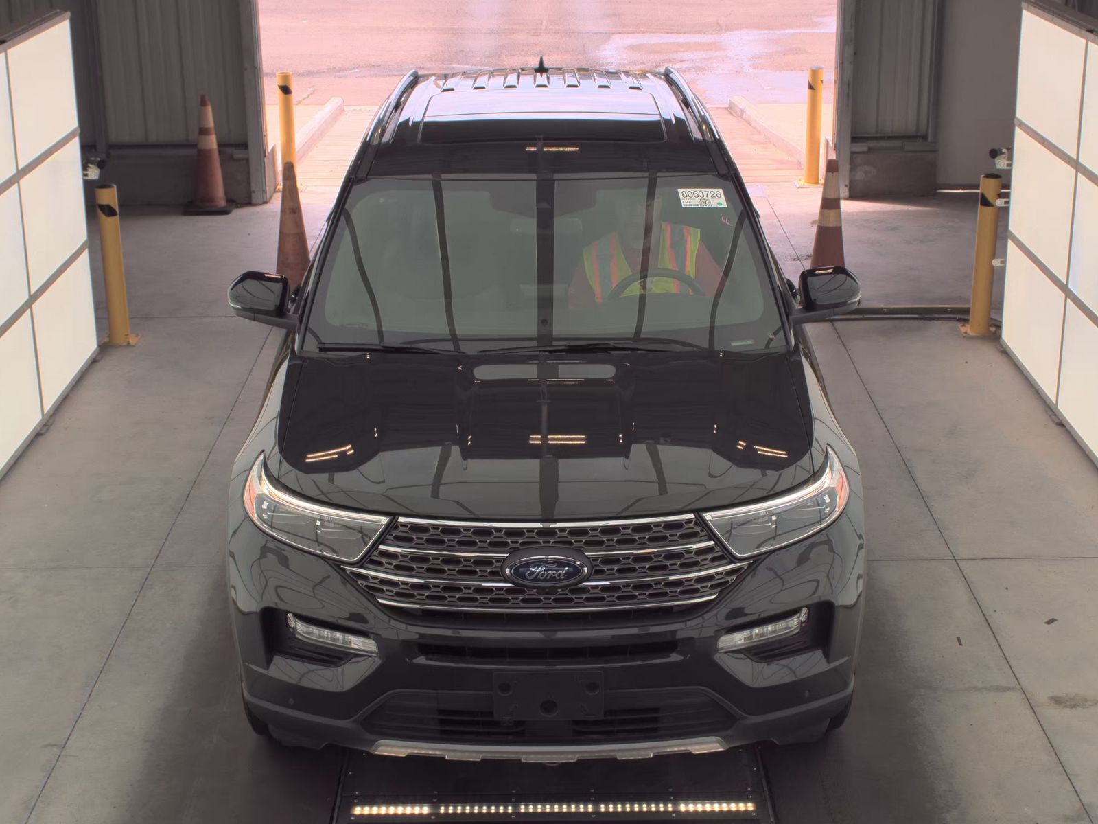 FORD EXPLORER - 3