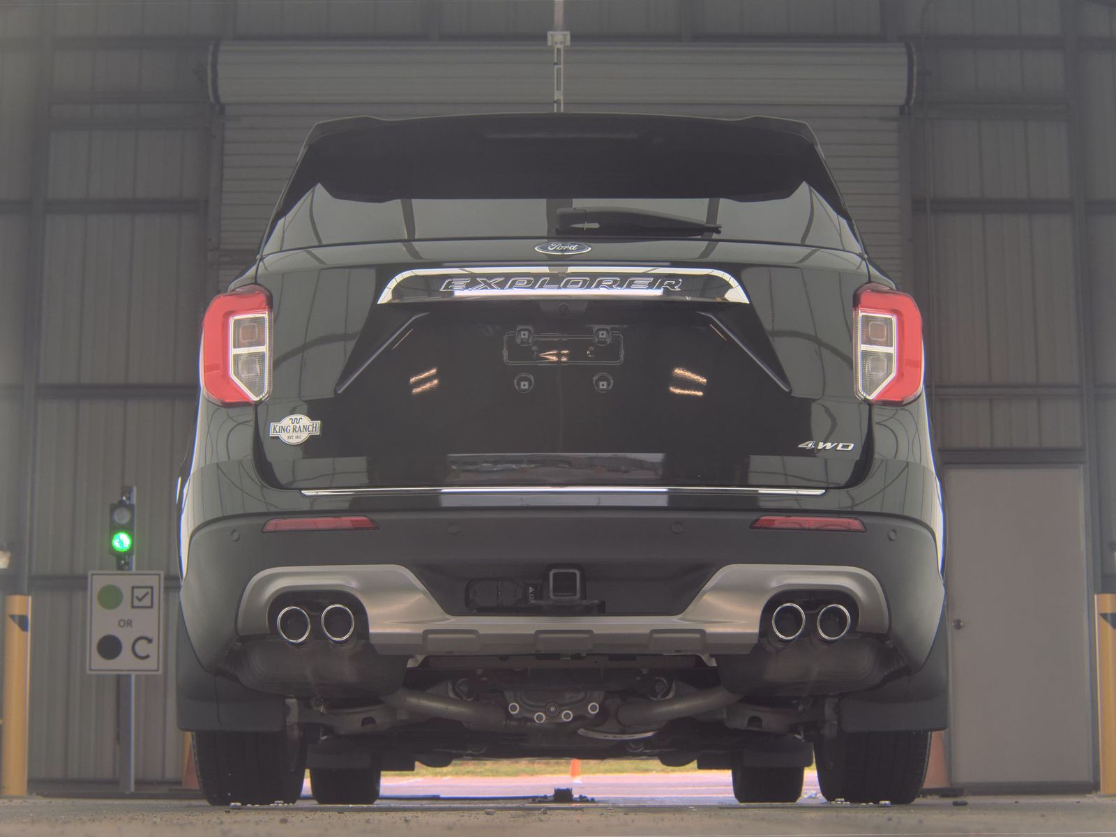 FORD EXPLORER - 8
