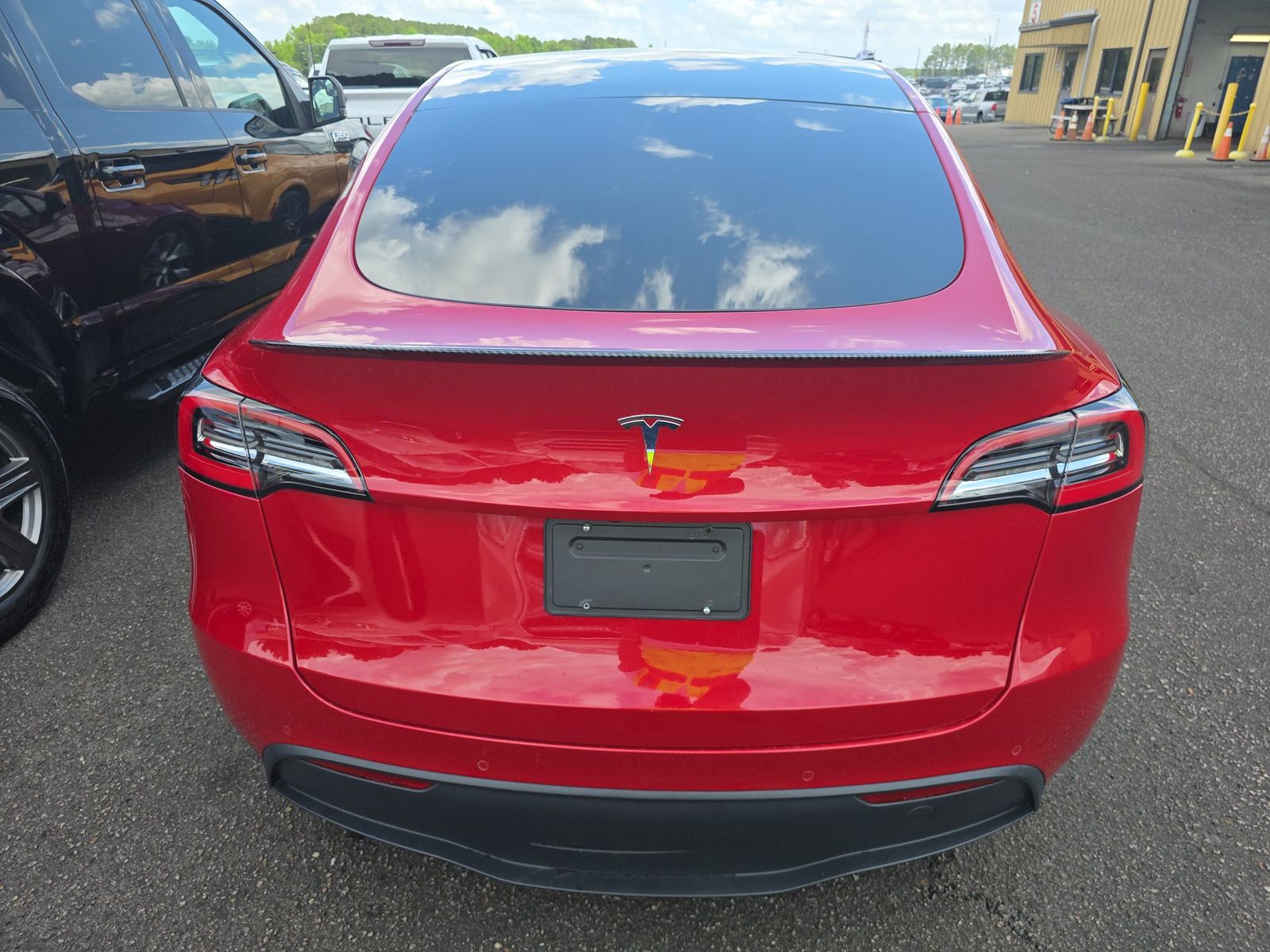 TESLA MODEL Y - 6