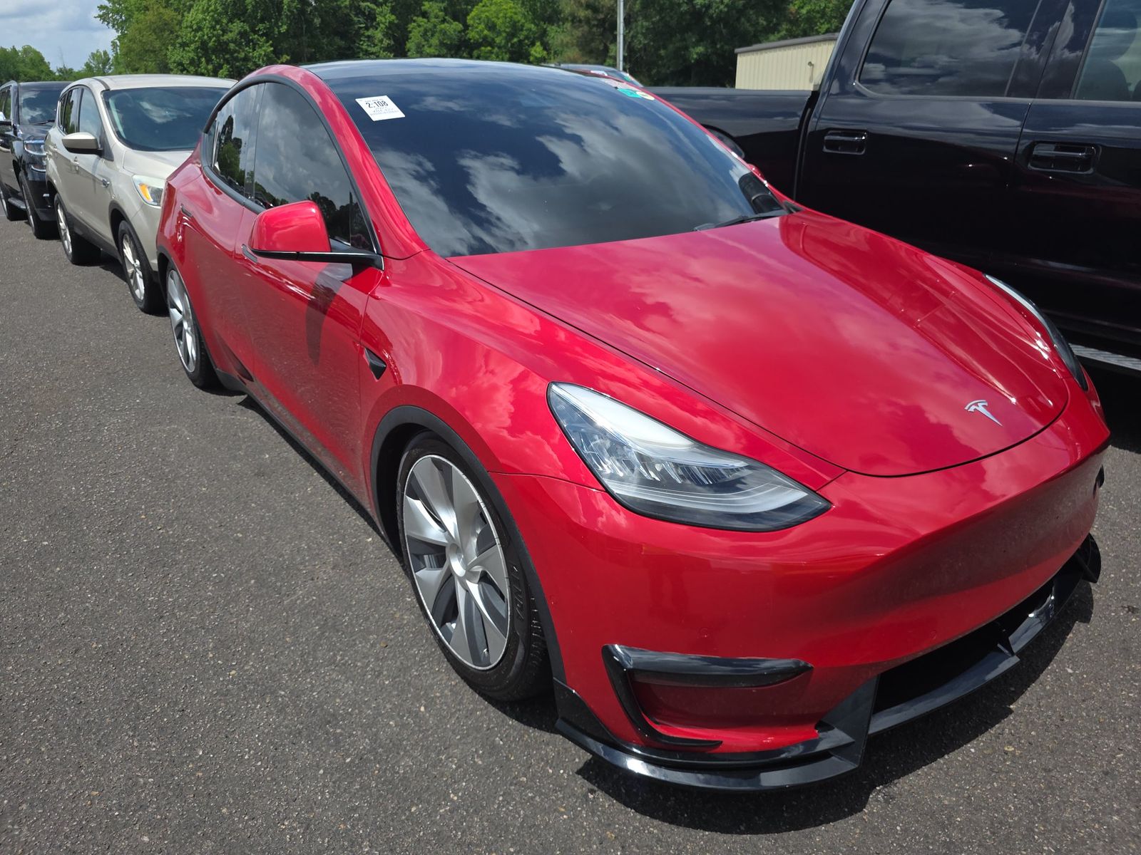 TESLA MODEL Y - 4