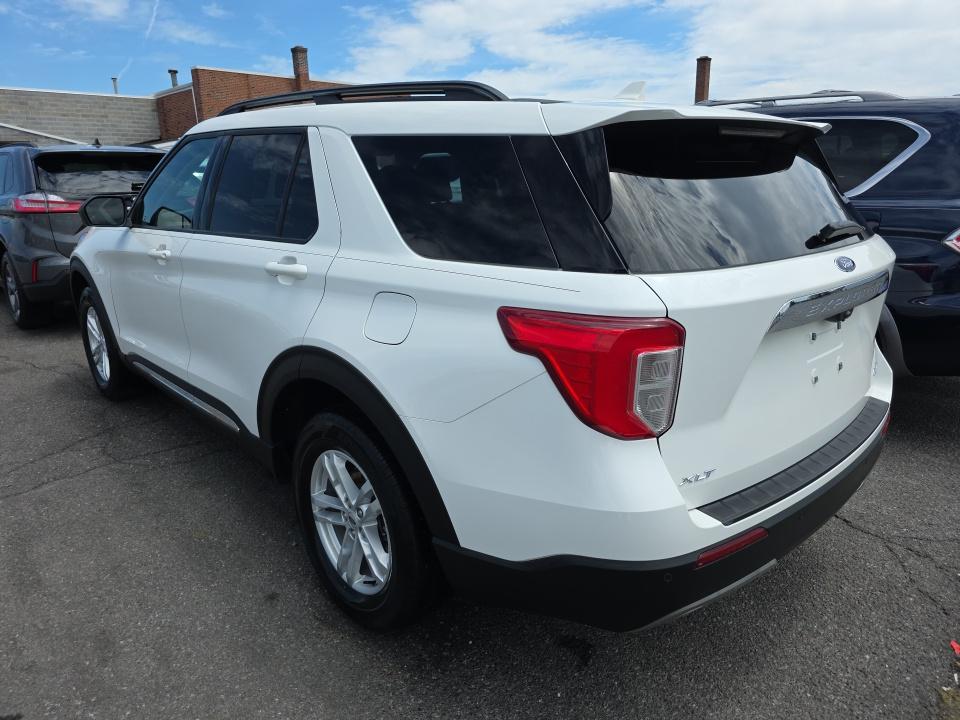 FORD EXPLORER - 7