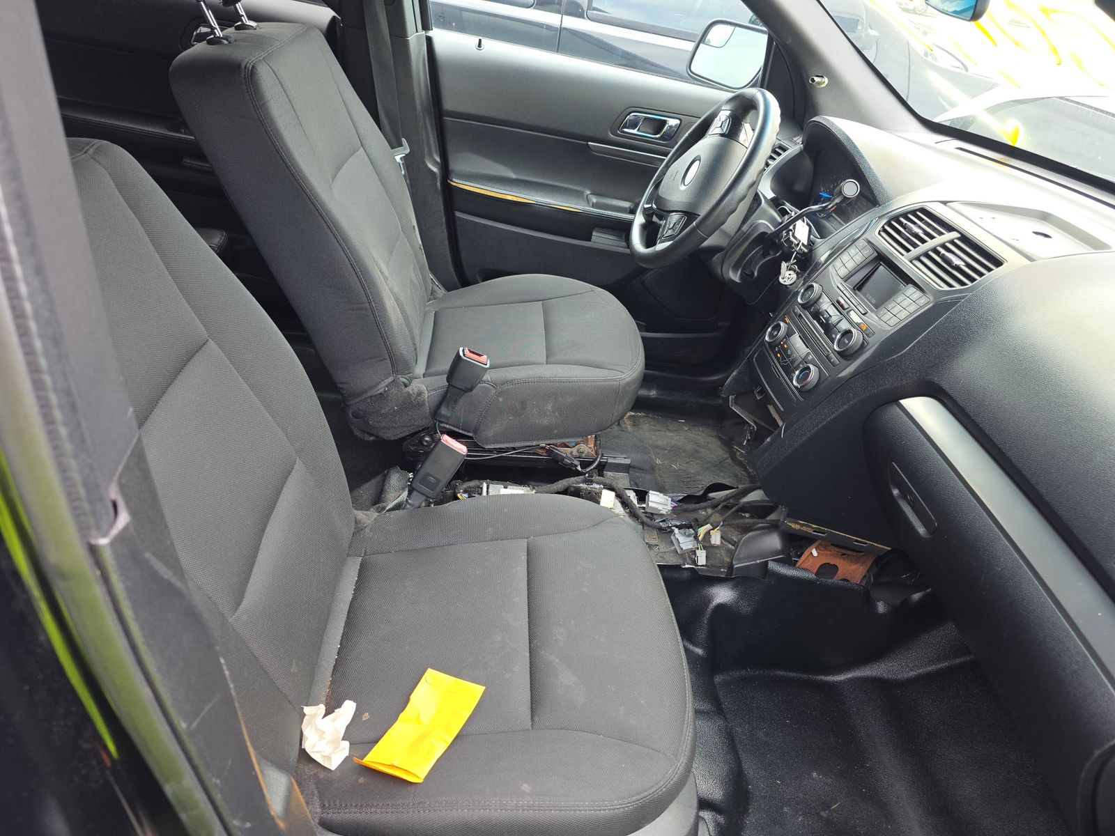 FORD POLICE INTERCEPTOR UTILITY - 9