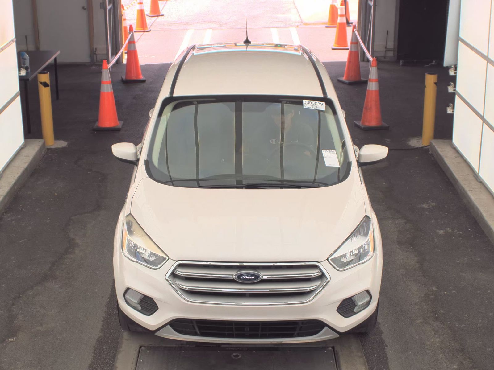 FORD ESCAPE - 3