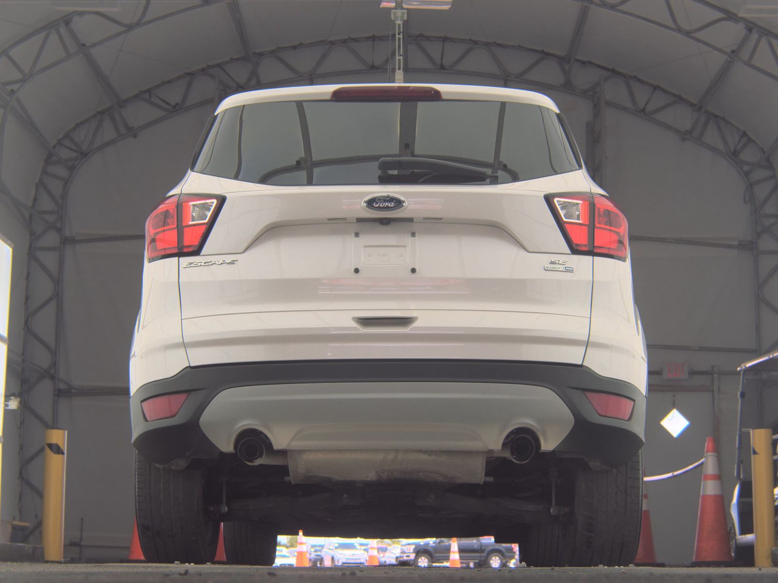 FORD ESCAPE - 8