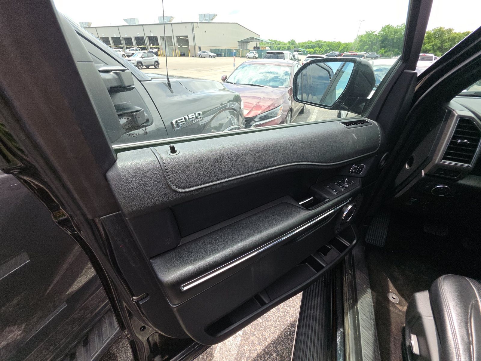FORD EXPEDITION - 10