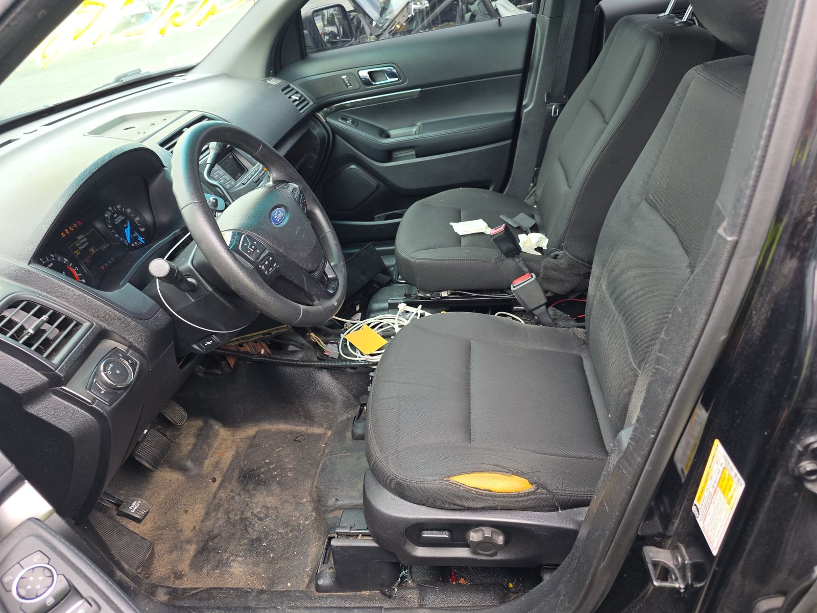 FORD POLICE INTERCEPTOR UTILITY - 8