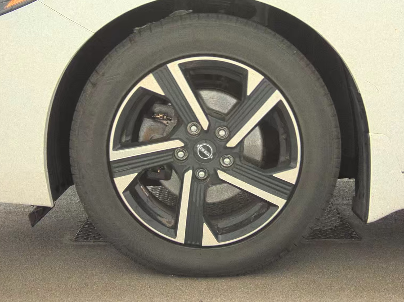 NISSAN SENTRA - 10