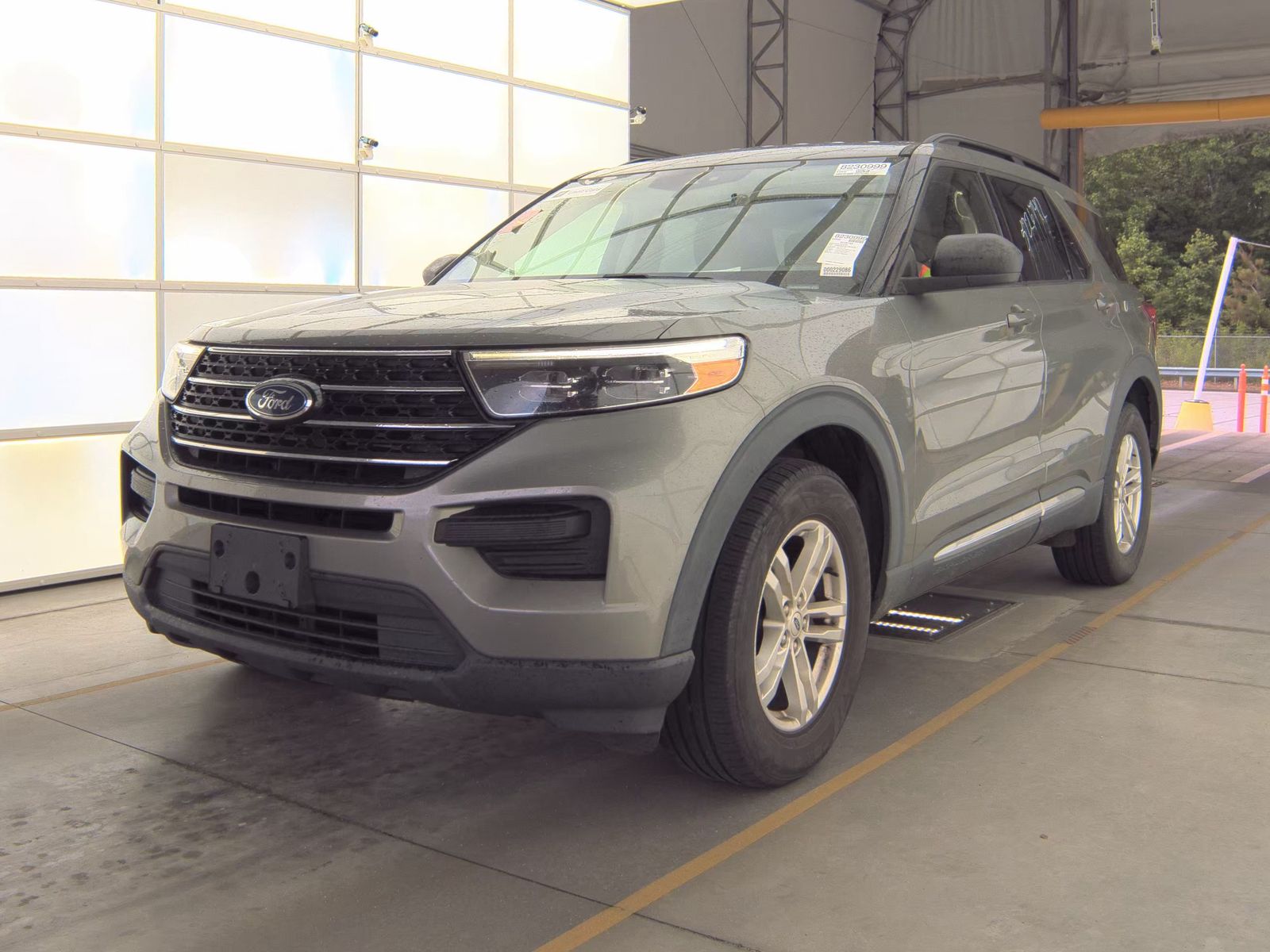 FORD EXPLORER - 1