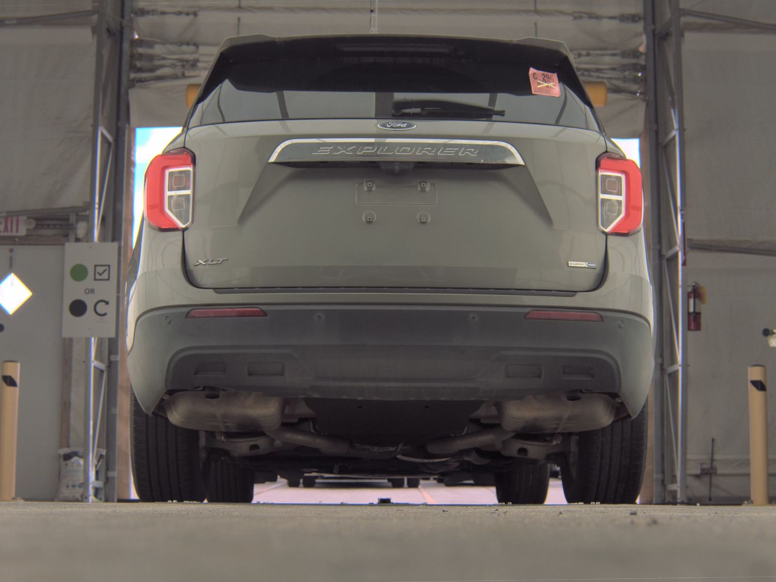 FORD EXPLORER - 8