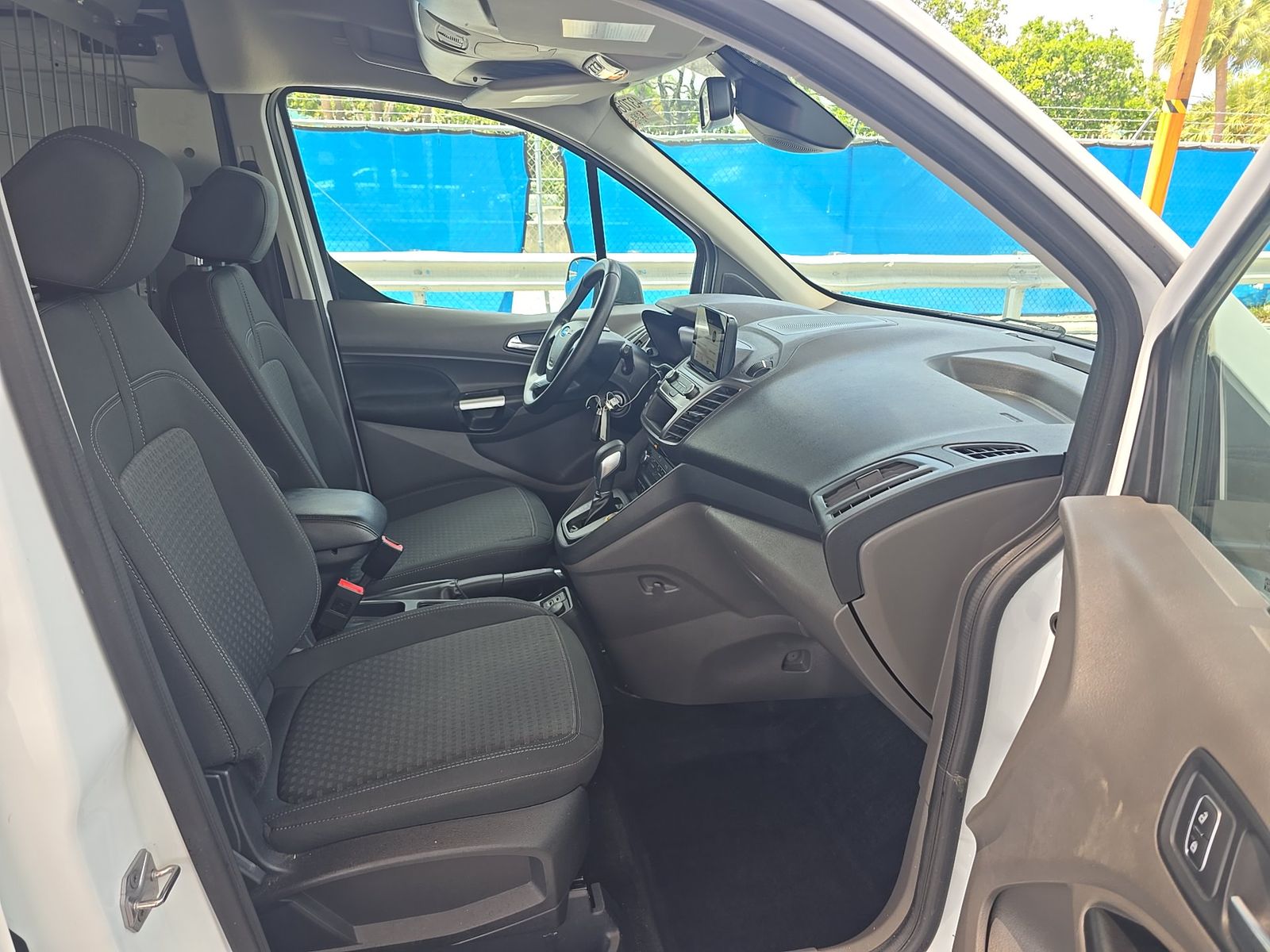 FORD TRANSIT CONNECT - 9