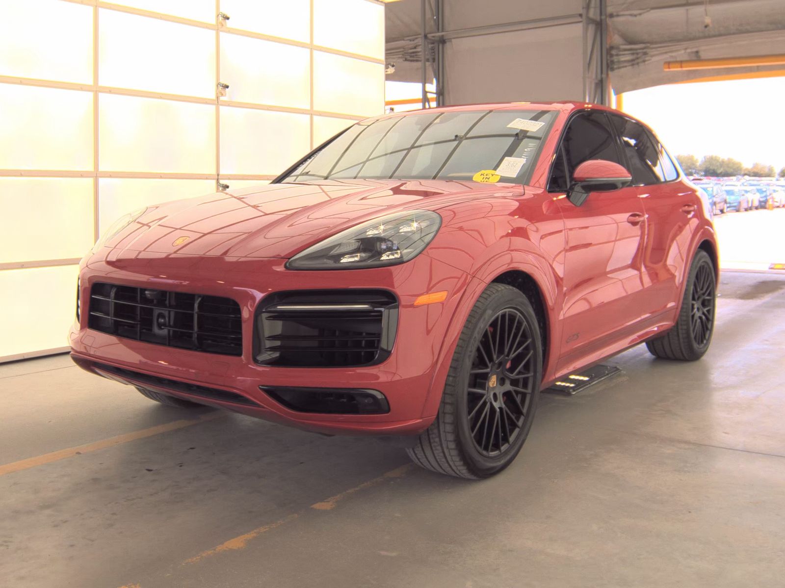 PORSCHE CAYENNE - 1