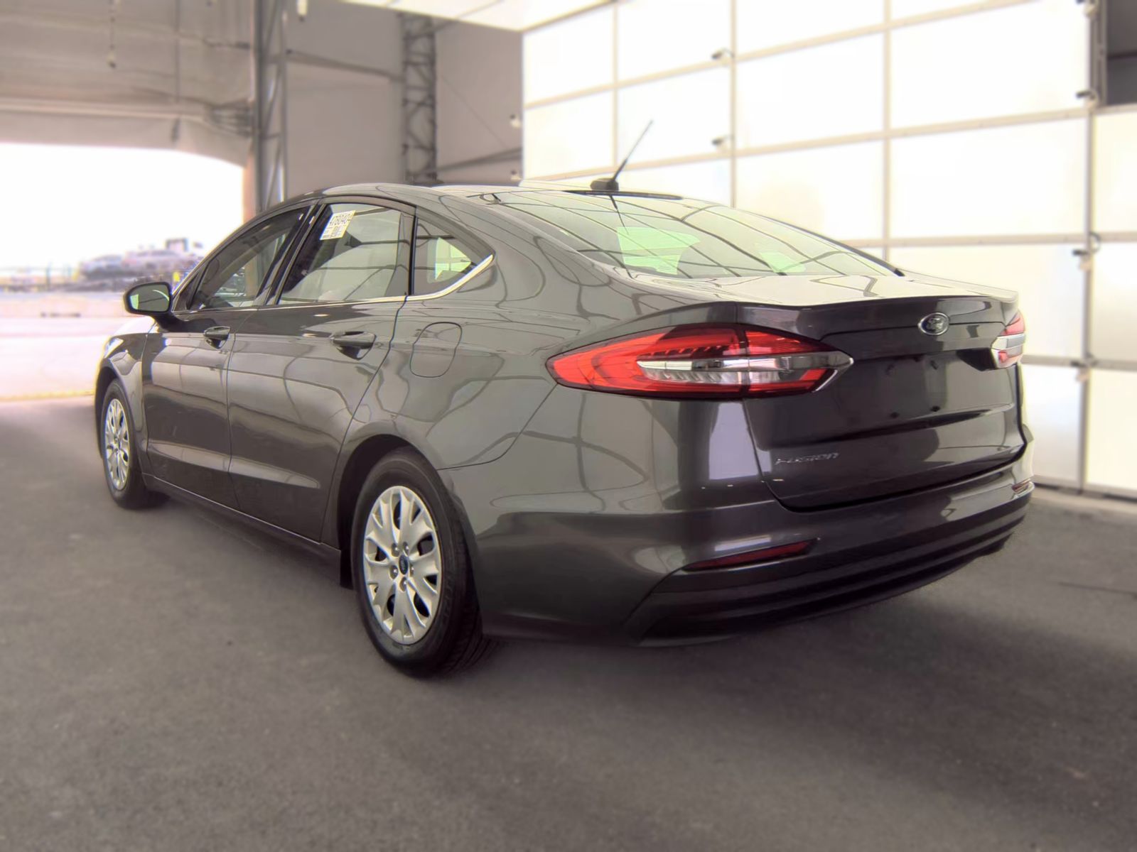 FORD FUSION - 9