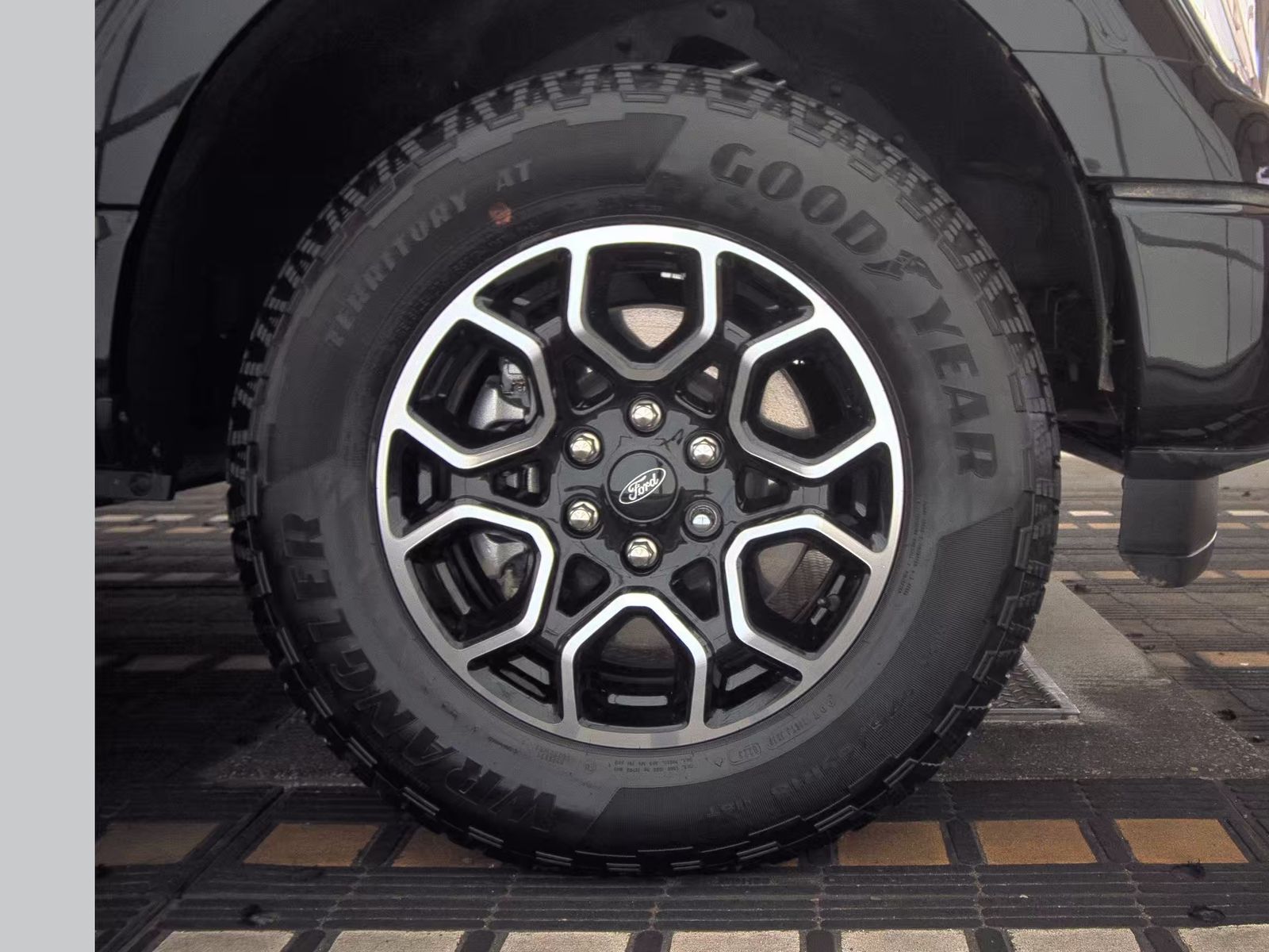 2023 Ford F-150 XLT AWD