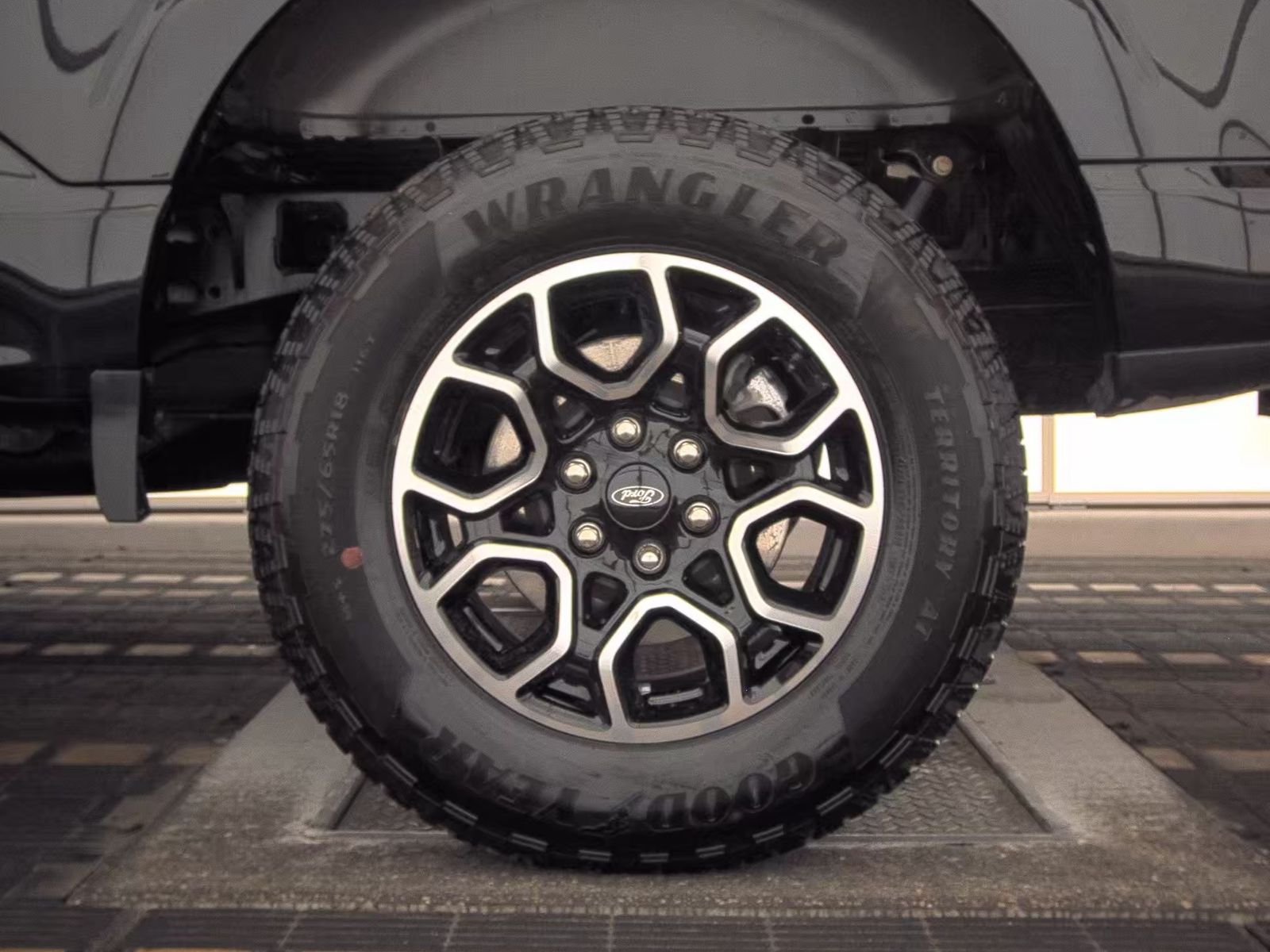2023 Ford F-150 XLT AWD
