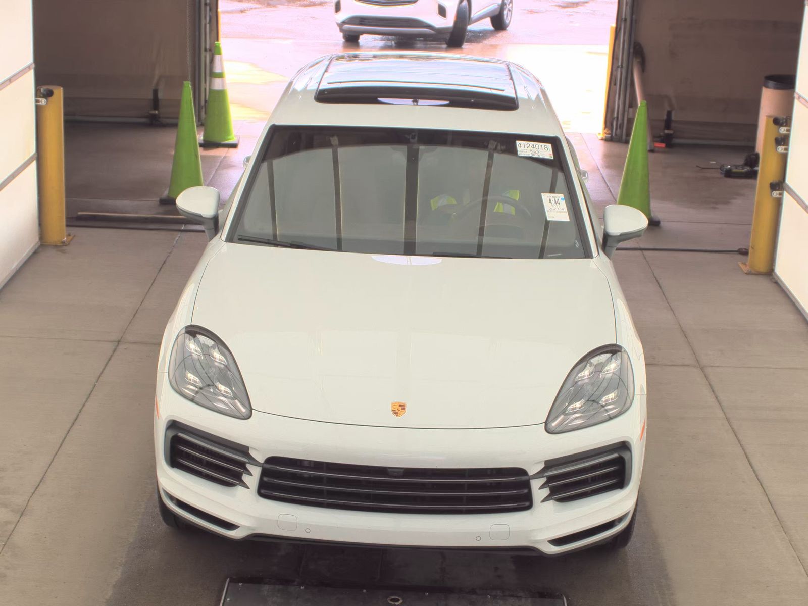 PORSCHE CAYENNE - 3