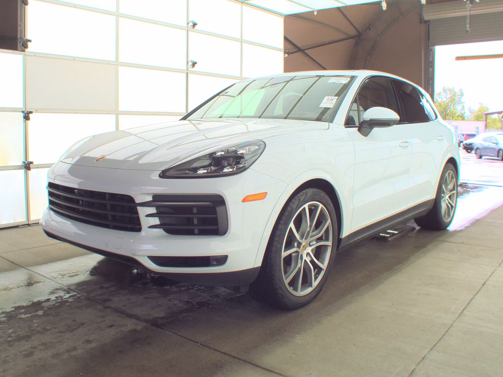 PORSCHE CAYENNE - 1
