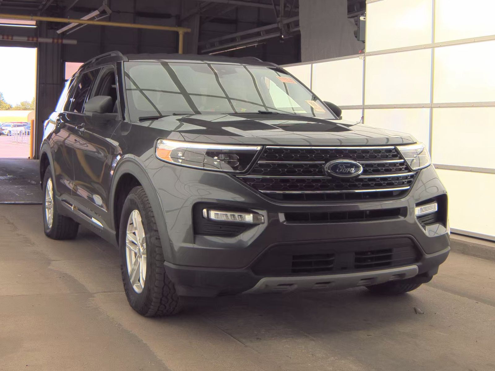 FORD EXPLORER - 5