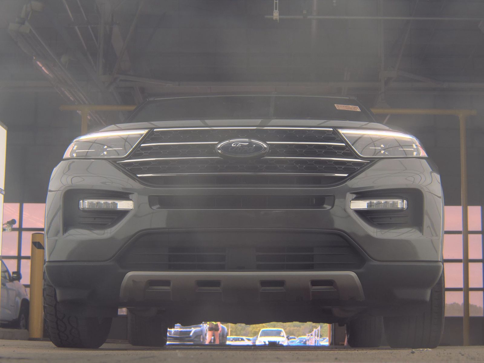 FORD EXPLORER - 4