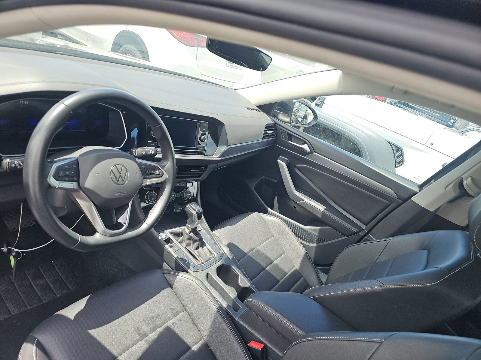 2024 Volkswagen Jetta 1.5T SE FWD