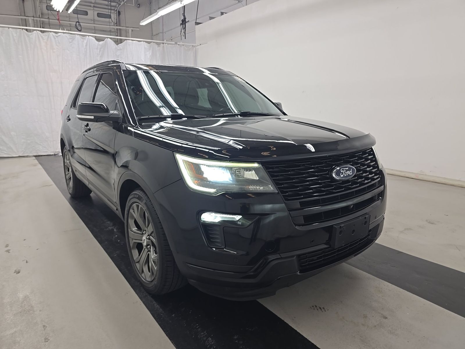 FORD EXPLORER - 4