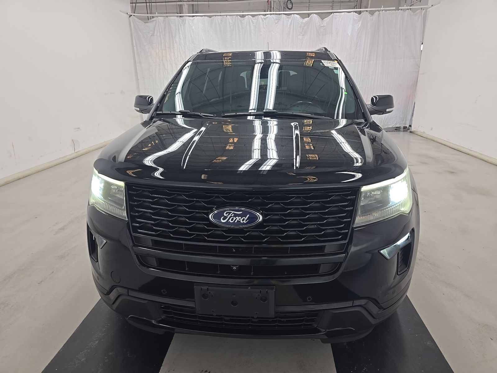 FORD EXPLORER - 3