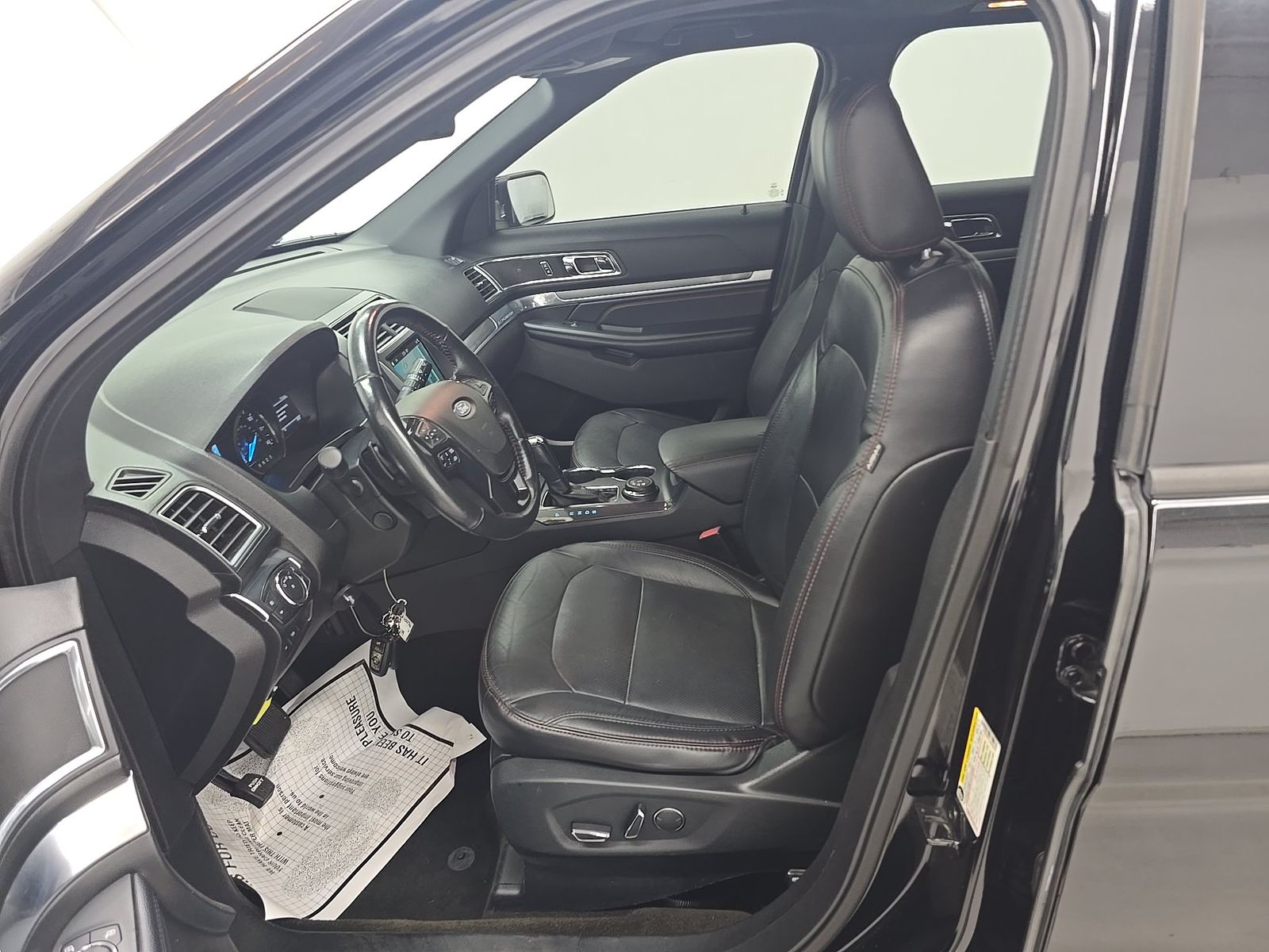 FORD EXPLORER - 8
