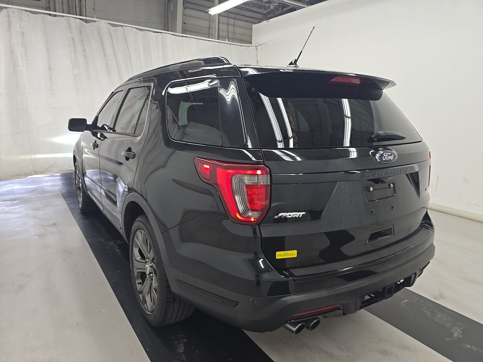 FORD EXPLORER - 7
