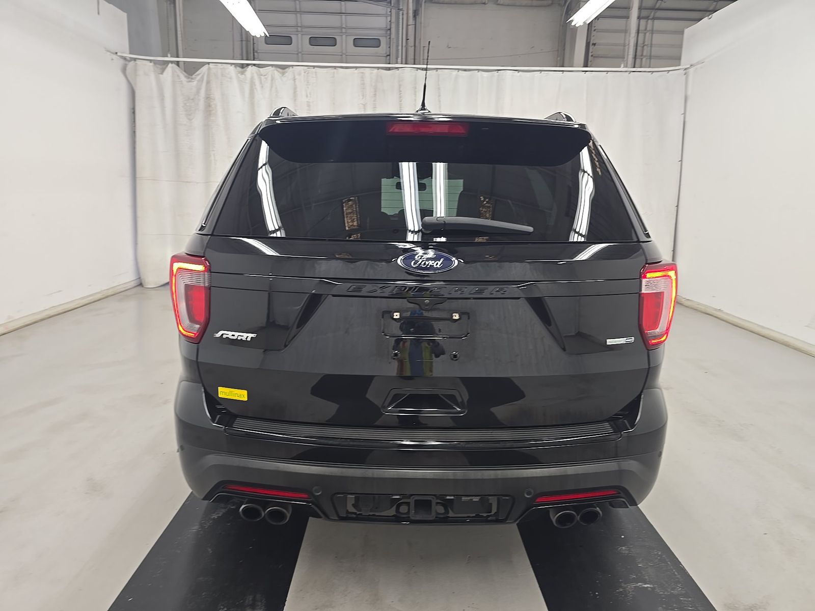 FORD EXPLORER - 6