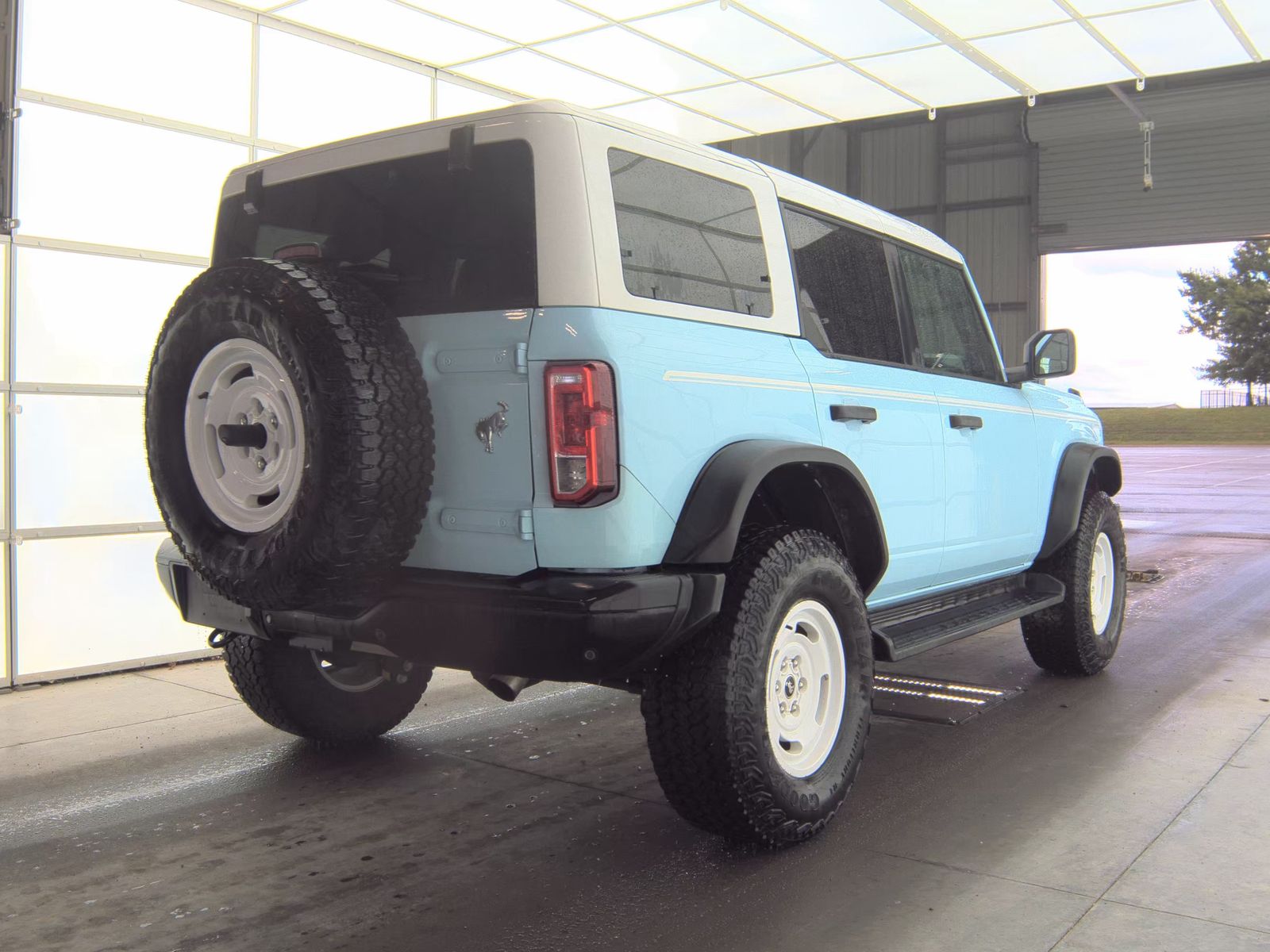 FORD BRONCO - 6