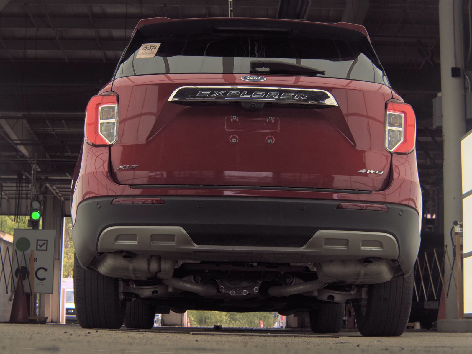 FORD EXPLORER - 8