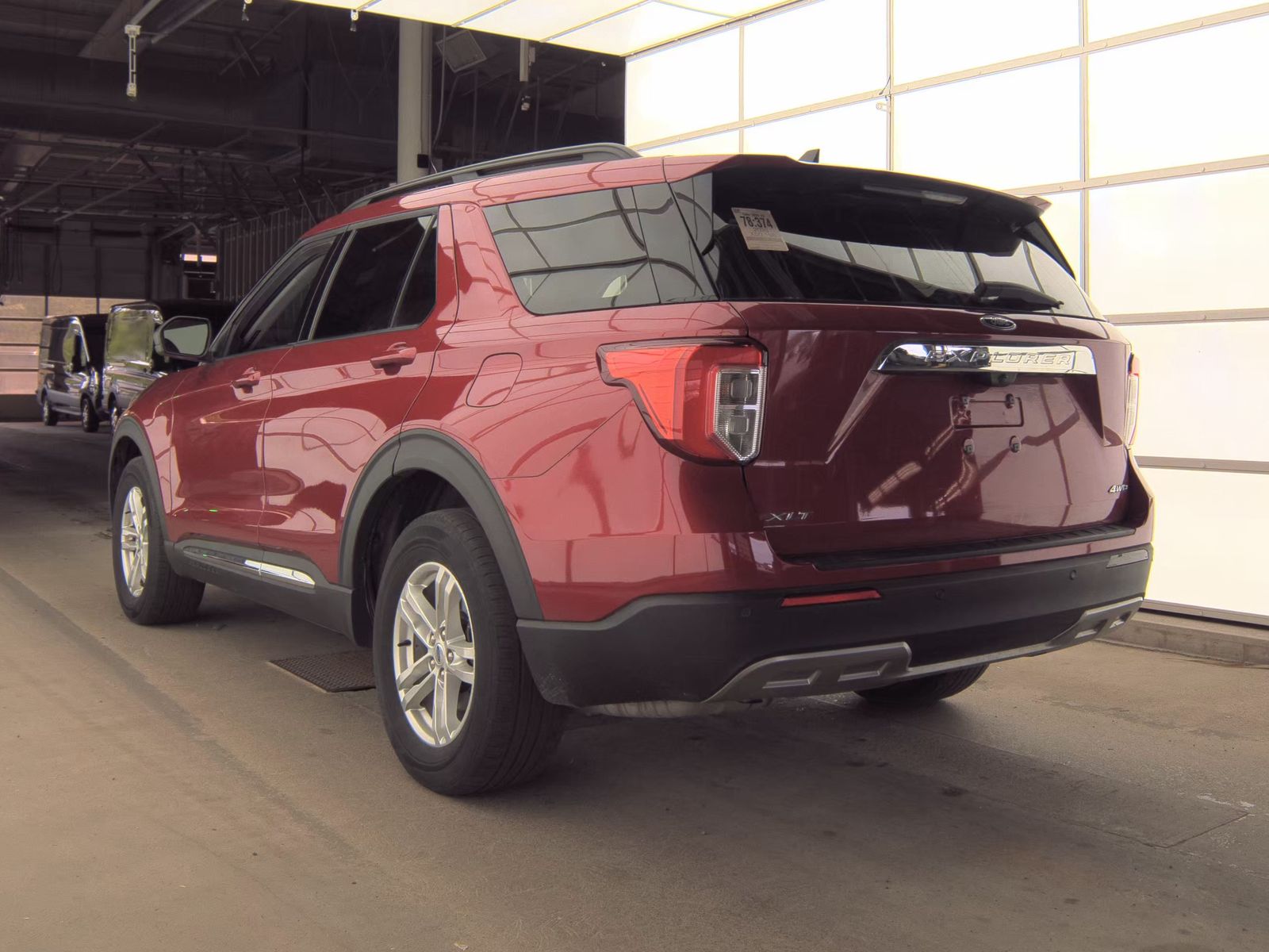 FORD EXPLORER - 9