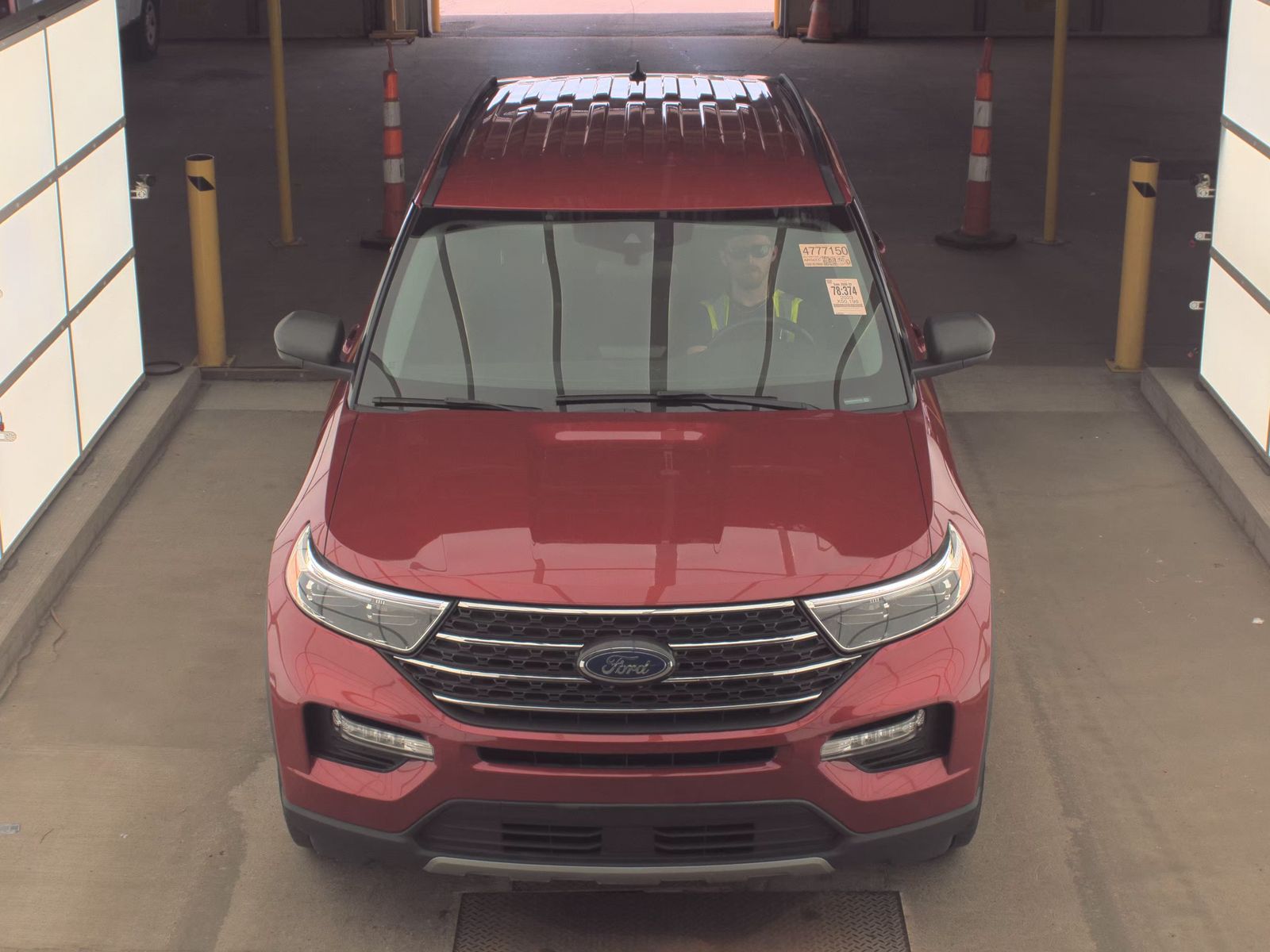 FORD EXPLORER - 3