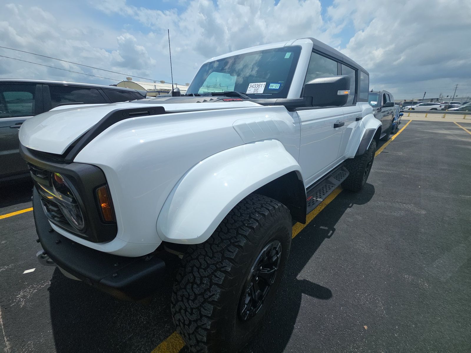 FORD BRONCO - 1