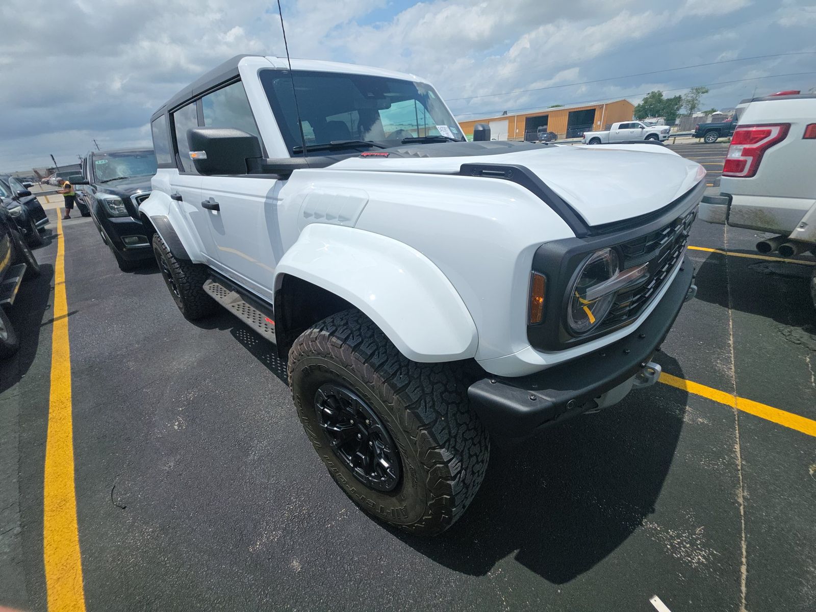 FORD BRONCO - 4