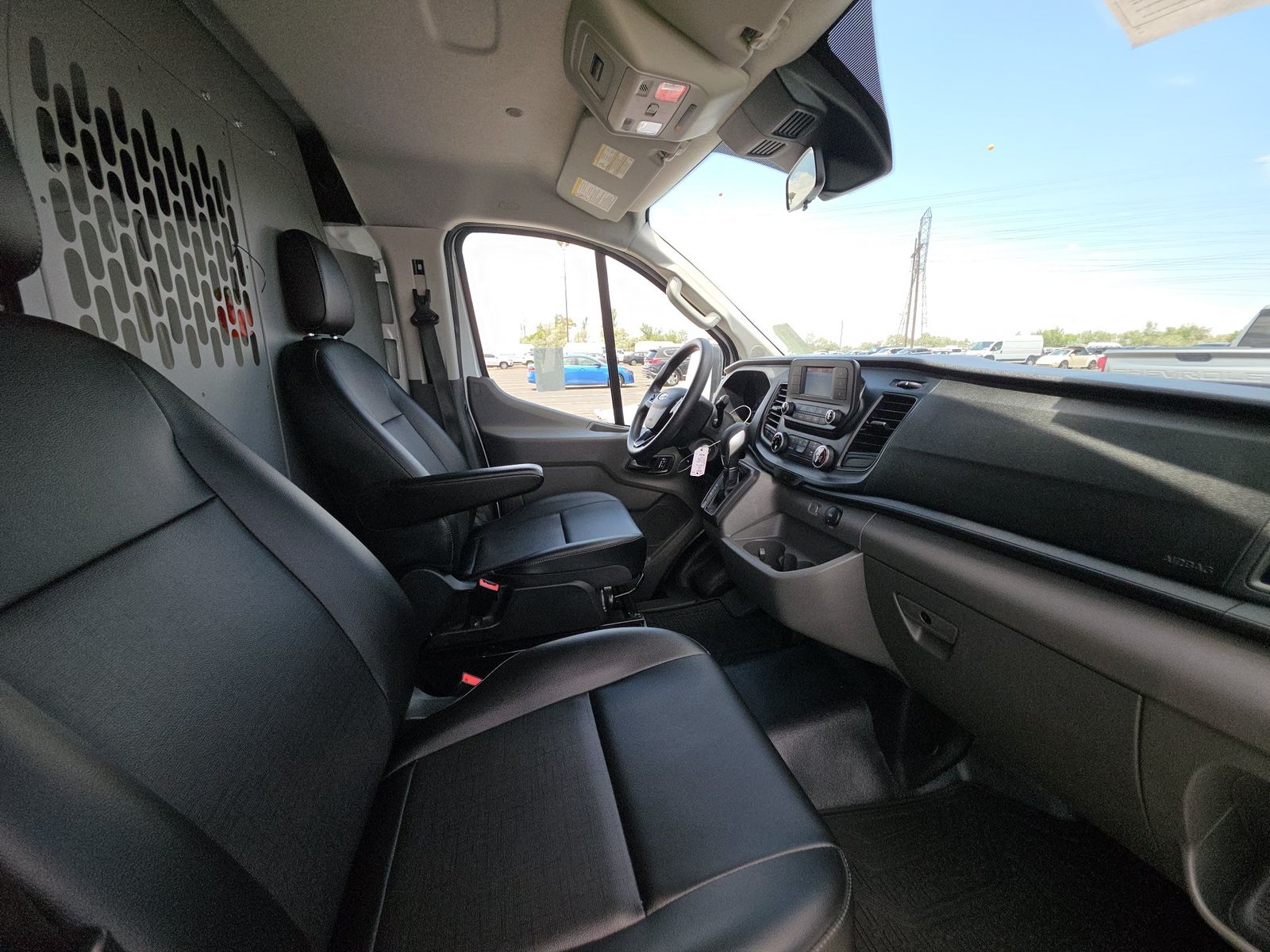 FORD TRANSIT 150 - 9
