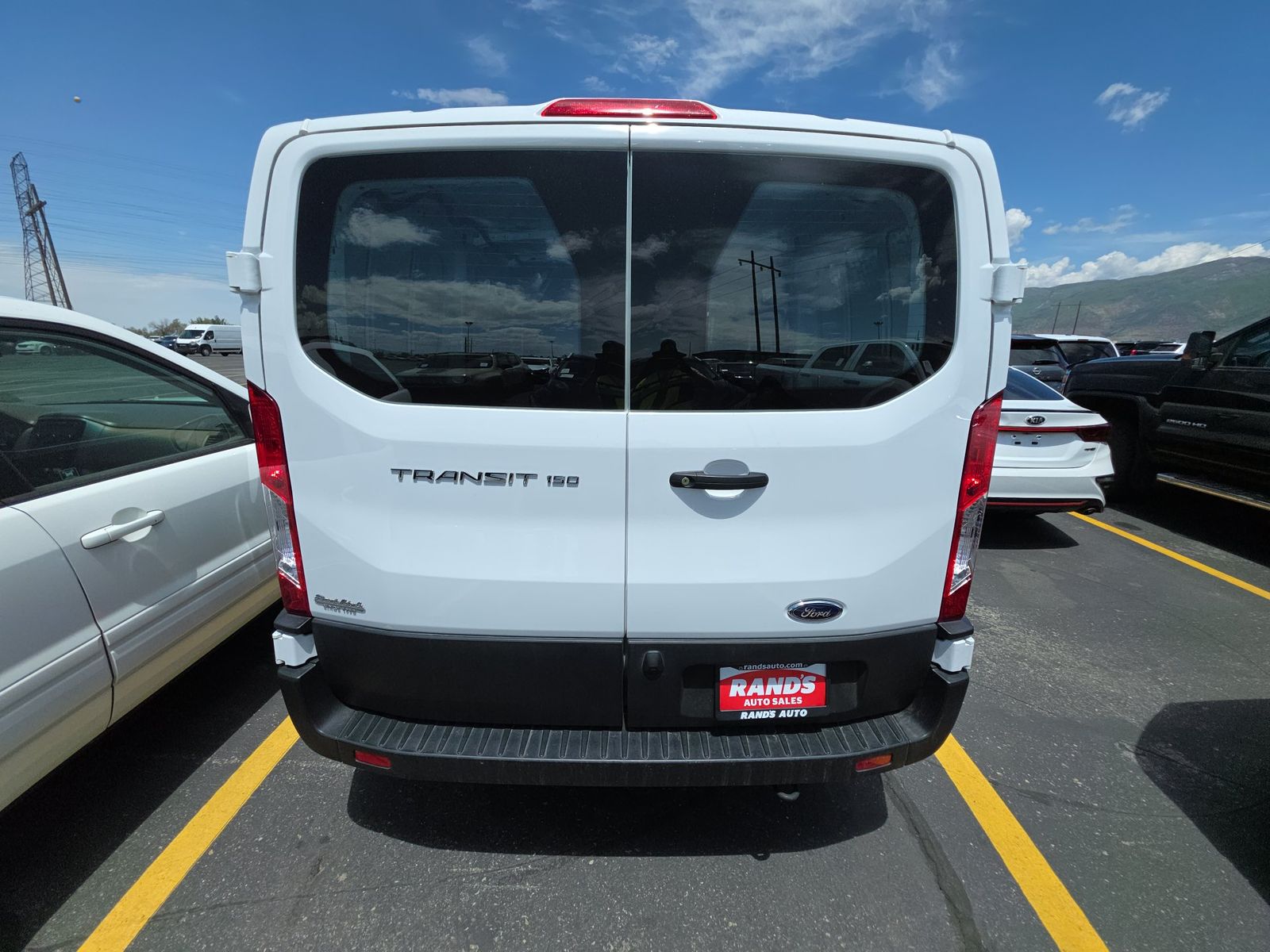 FORD TRANSIT 150 - 6
